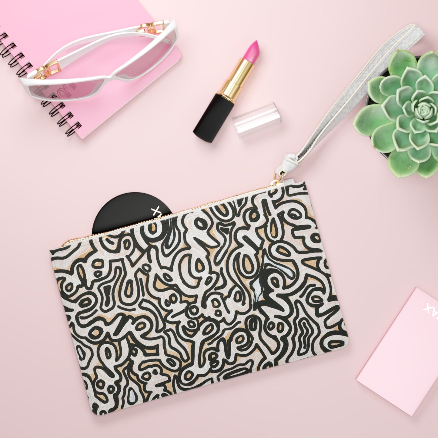 
                  
                    B&W Lacey Love Clutch
                  
                