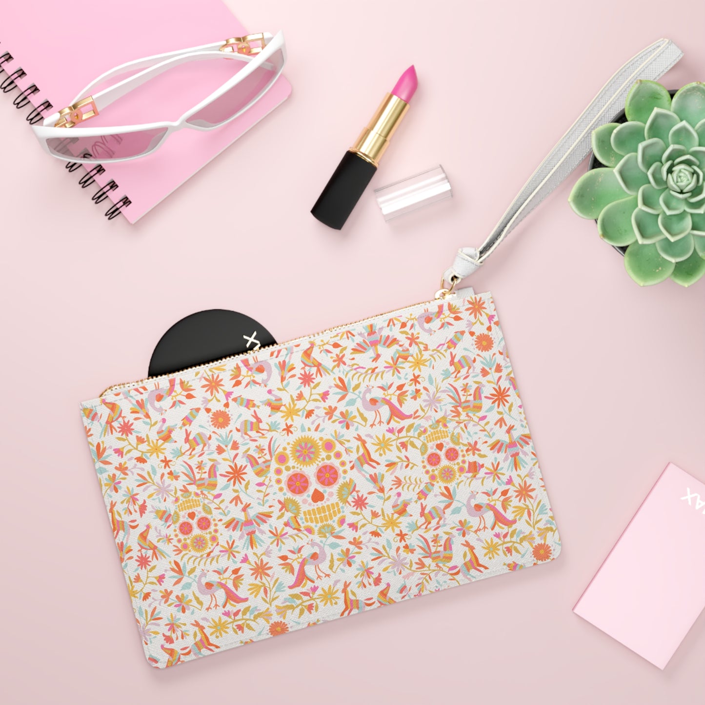 
                  
                    SUGAR SKULL CLUTCH
                  
                